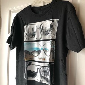 Cool graphic tshirt with sunglasses and cityscapes